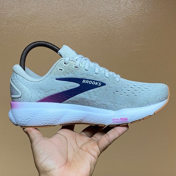 Brooks Ghost 16 Women’s Running Sneakers Size 8.5 Medium “Gray Pink Blue Gum” - Picture 9 of 17